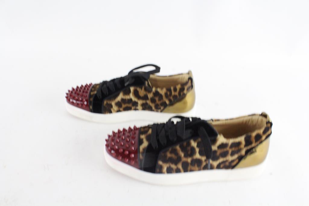 Christian Louboutin Womens Shoes, Size 41 Property Room