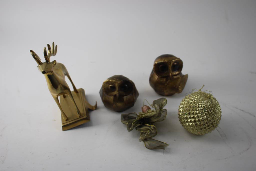 Christmas Decorations Bulk Lot, 15+ Pieces Property Room