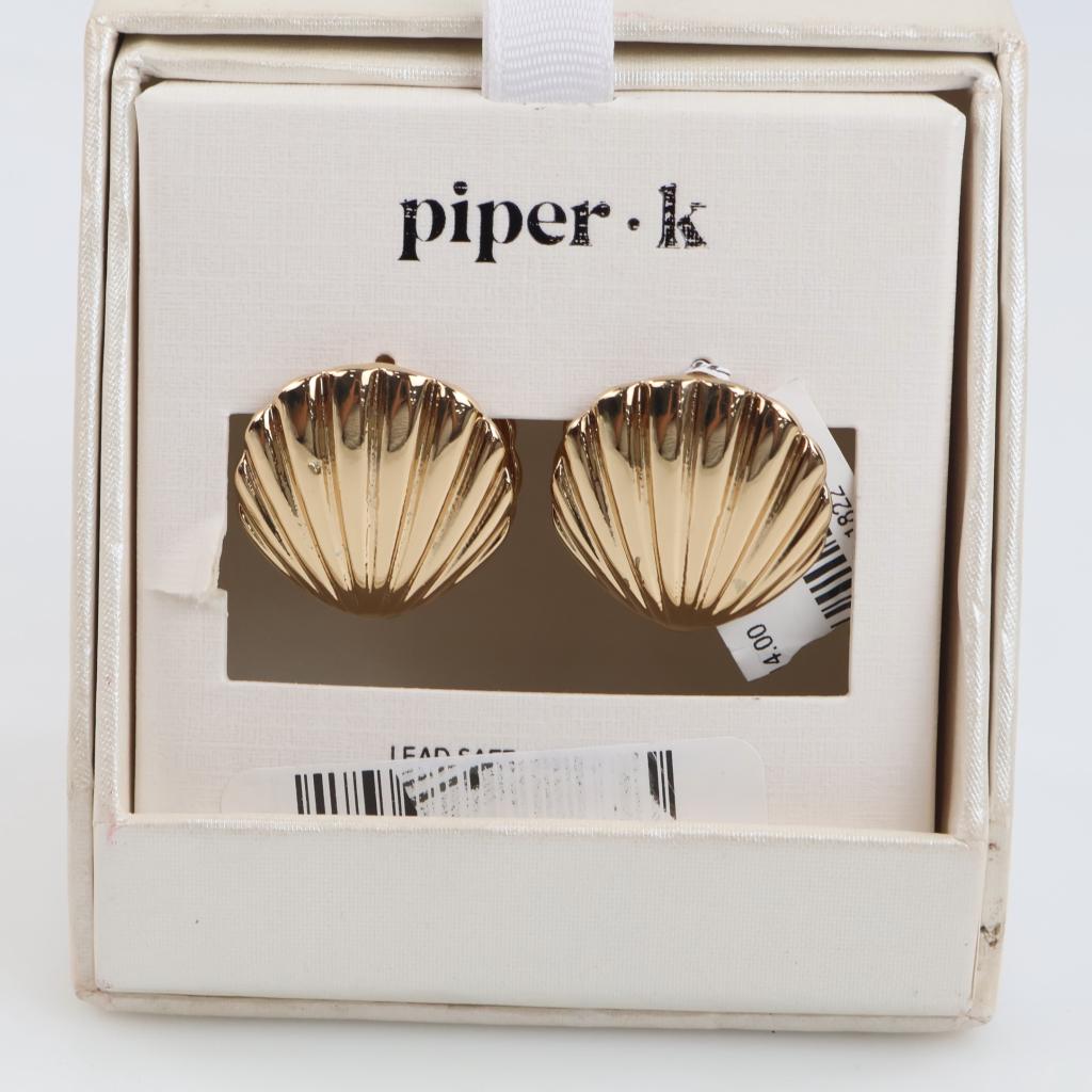 Clam Fashion Earrings