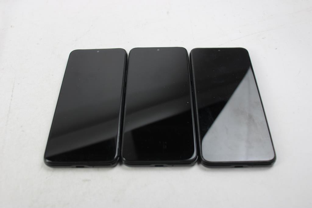 Cloud Cell Phone Lot, 3 Pieces, Sold For Parts