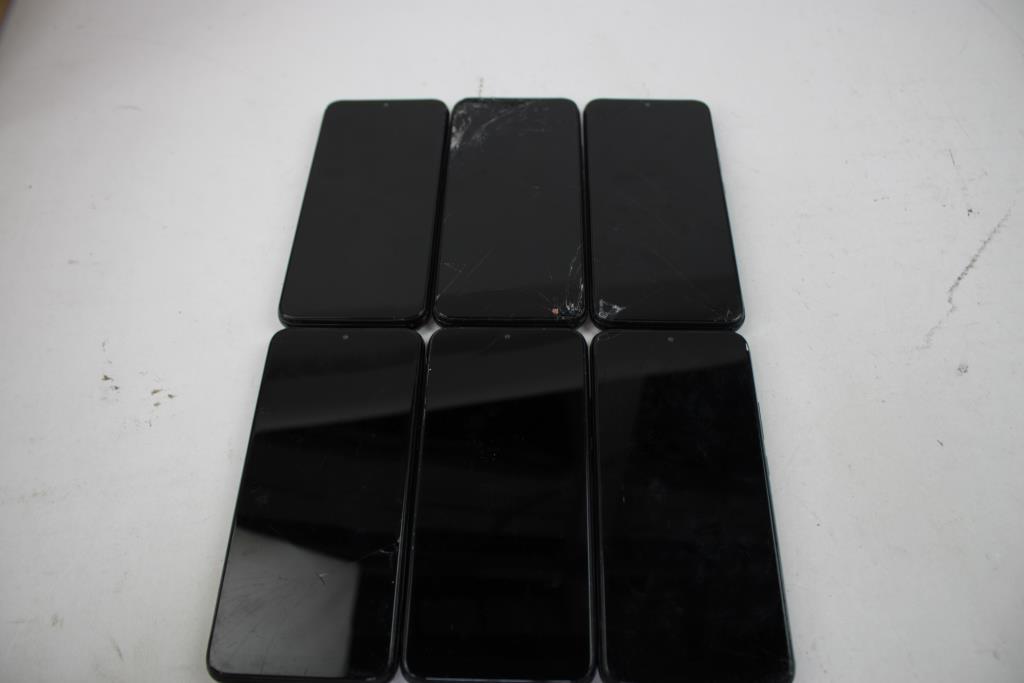 Cloud Mobile, BLU Cell Phone Lot, 16 Pieces, Sold For Parts
