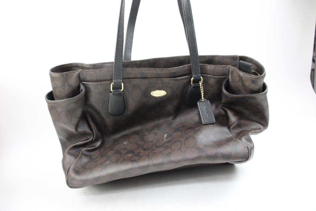 Coach Handbag And Maui Jim Howzit Sunglasses