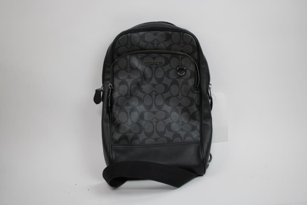 Coach Men's Graham Pack In Signature Canvas