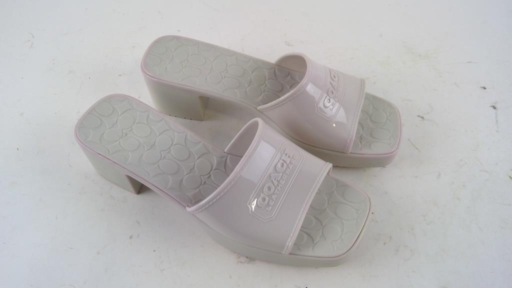 Coach Womens Sandals Size 9