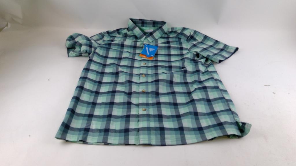 Columbia Button Up Shirt Size M