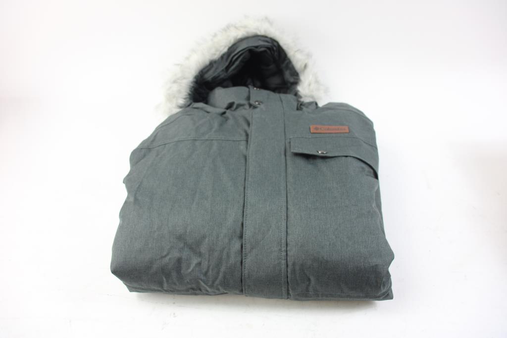 Columbia Women's Jacket, Size L Property Room