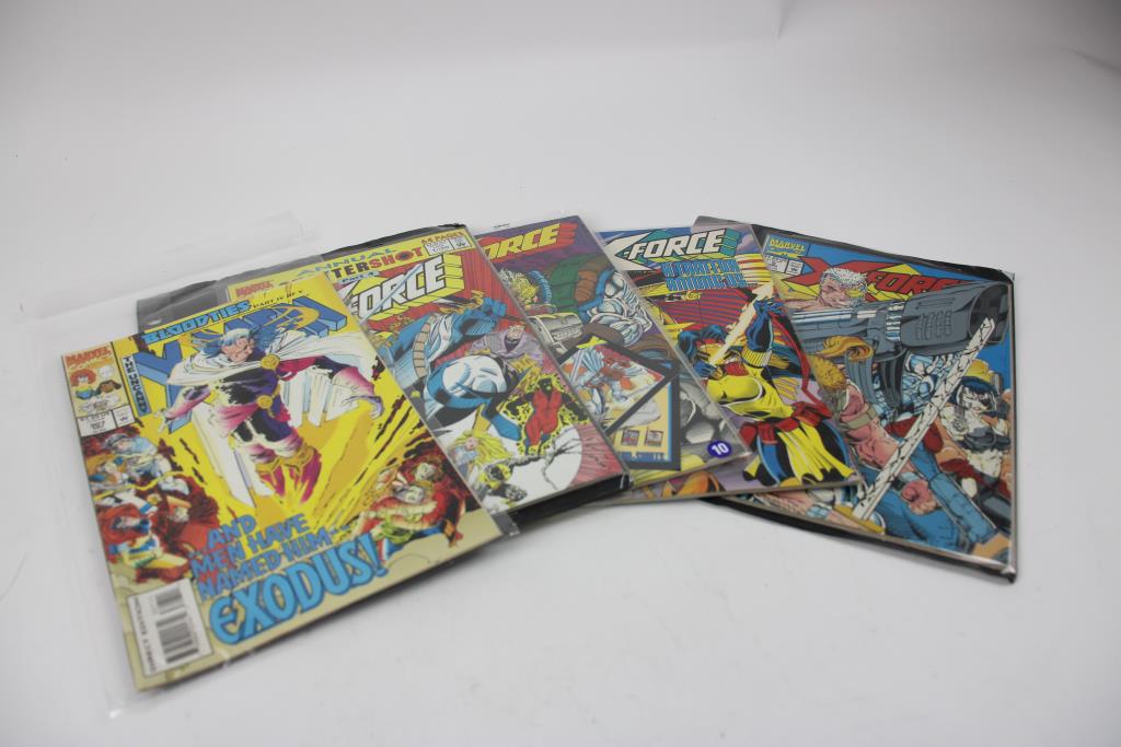 Comic Book Lot - 10 Comic Books | Property Room