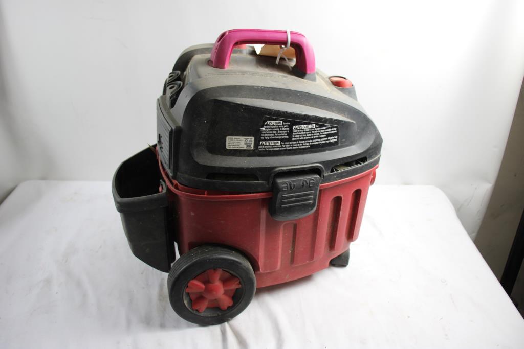 Craftsman 4 Gallon Wet/dry Vacuum Property Room