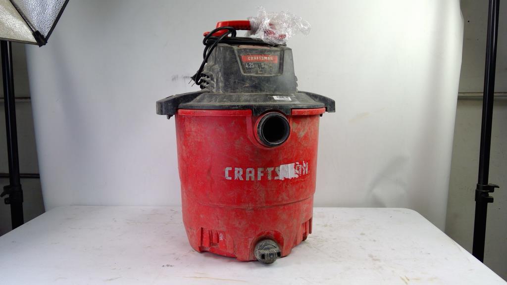 Craftsman 9-Gallon Wet/Dry Vacuum
