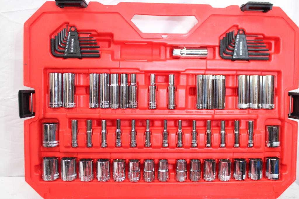 Craftsman Rachet Wrench Tool Set With Hard Case 100+ Pieces