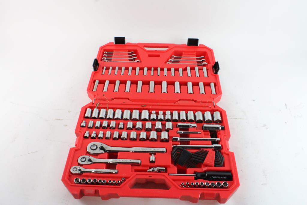 Craftsman wrench and socket set 50 pieces property room