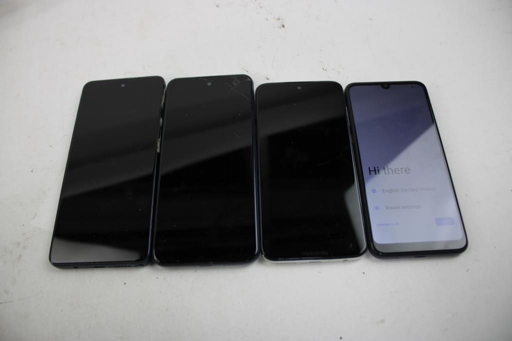 Cricket, Motorola Cell Phone Lot, 4 Pieces, Sold For Parts