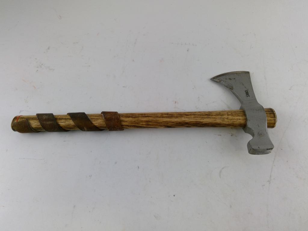 CRKT Hatchet