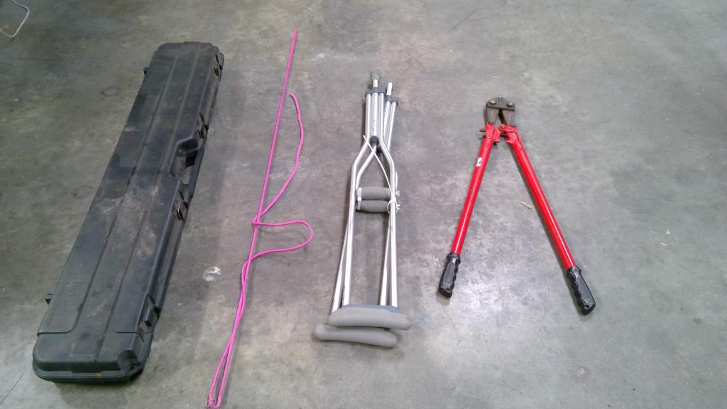 Crutsches, Hard Case And Cutters