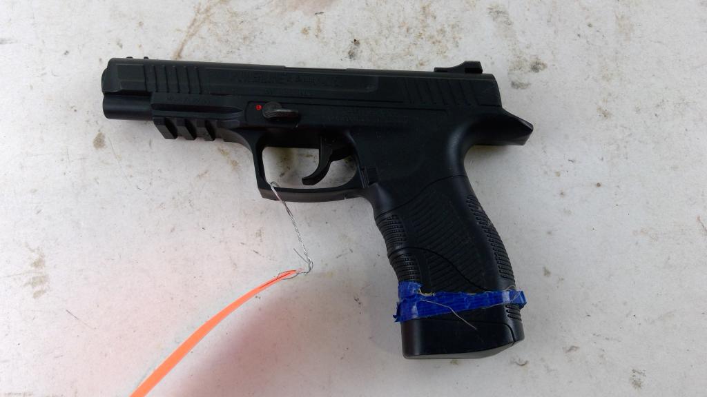 Daisy Powerline 415 Airsoft Pistol