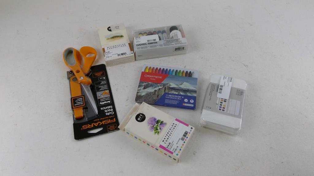 Daniel Smith Essential Watercolor Mixing Set And More 5+ Pieces