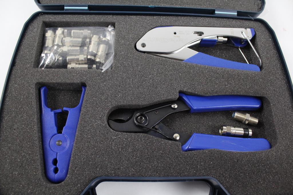 Data Shark 70019 Satellite & Digital Cable Tool Kit Property Room
