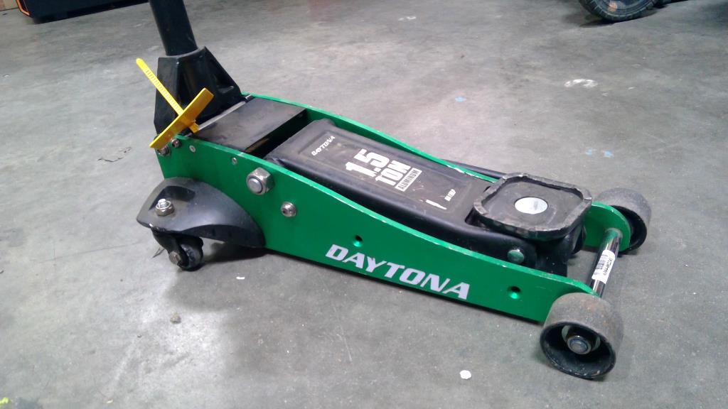Daytona 1.5 Ton Floor Jack