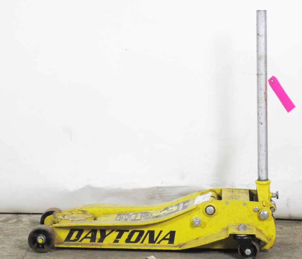 Daytona Floor Jack Property Room