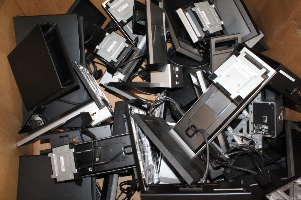 Dell Optiplex AllInOne Monitor Stands, 10+ Pieces Property Room