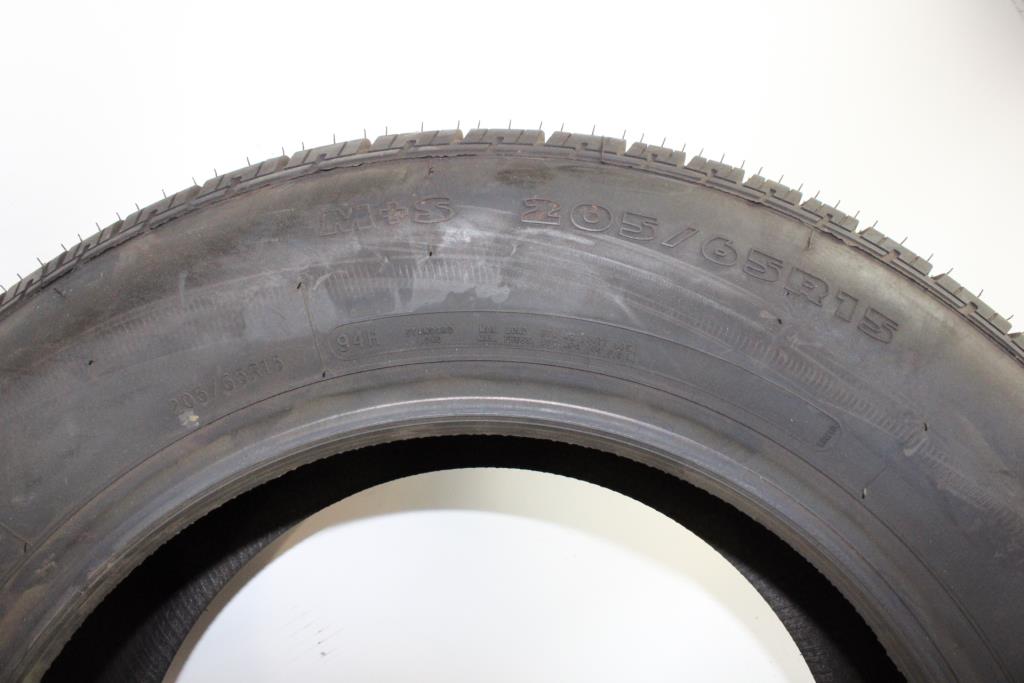 Delta Esteem Touring HR Tire Property Room