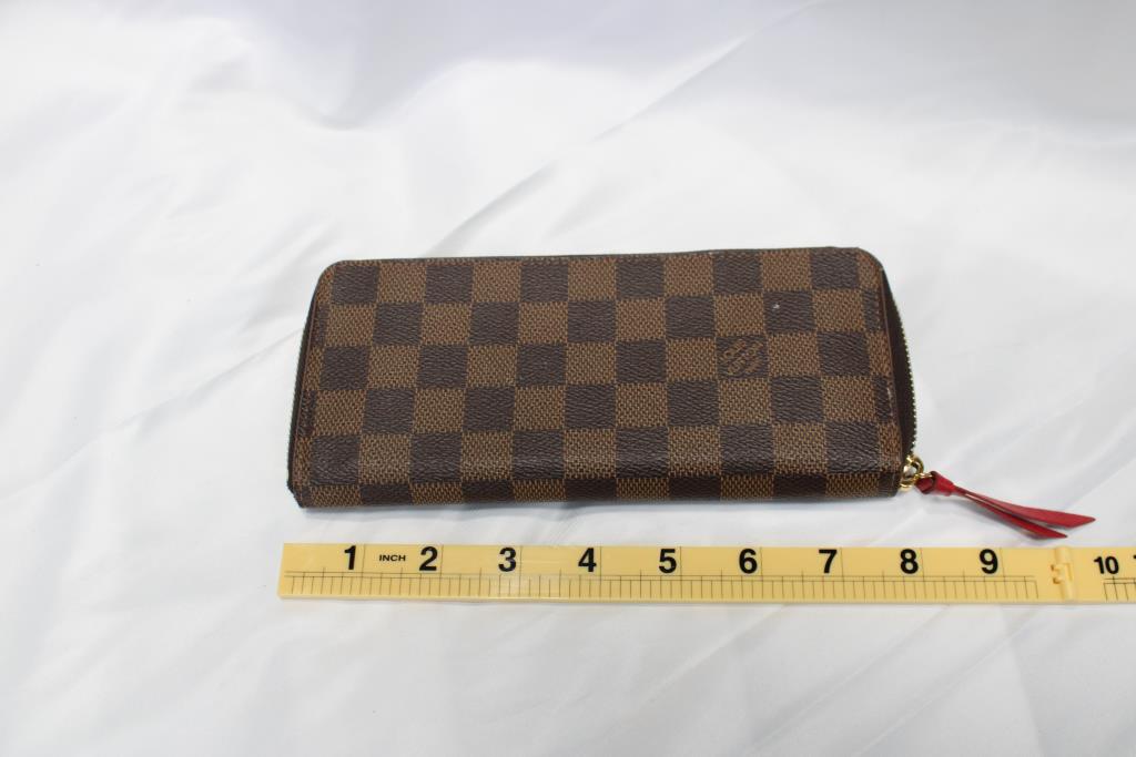 Designer Louis Vuitton Wallet - Doublechecked By Entrupy