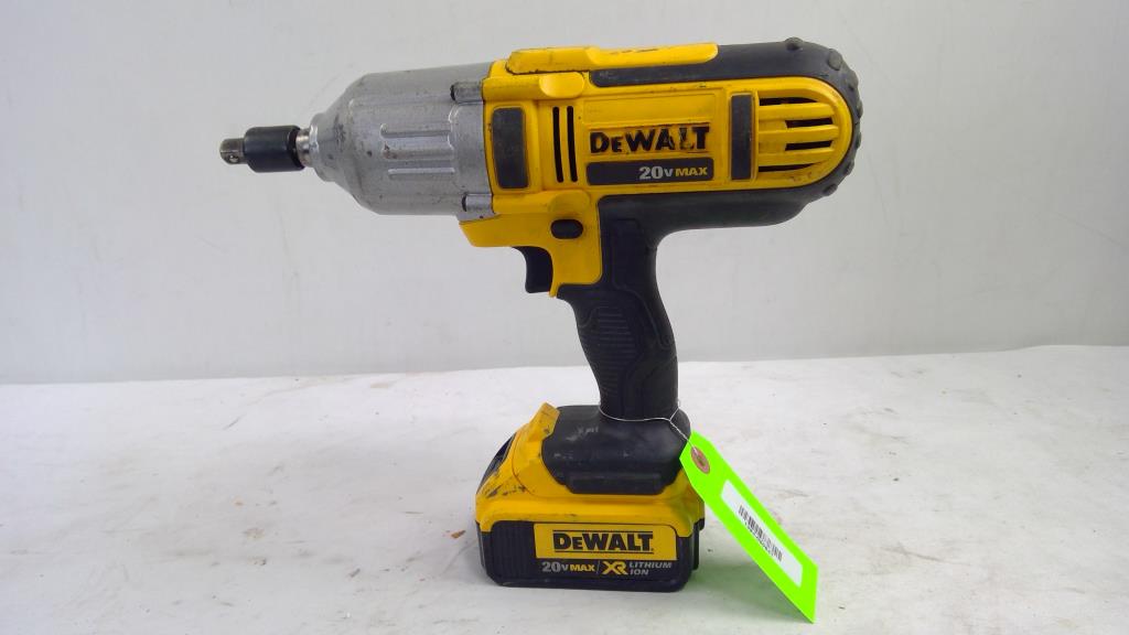 Dewalt 1/2" Cordless DCF889 Impact Wrench