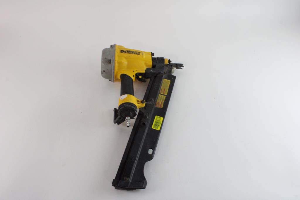 DeWalt 12 Gauge Plastic Collated Framing Nailer Property Room