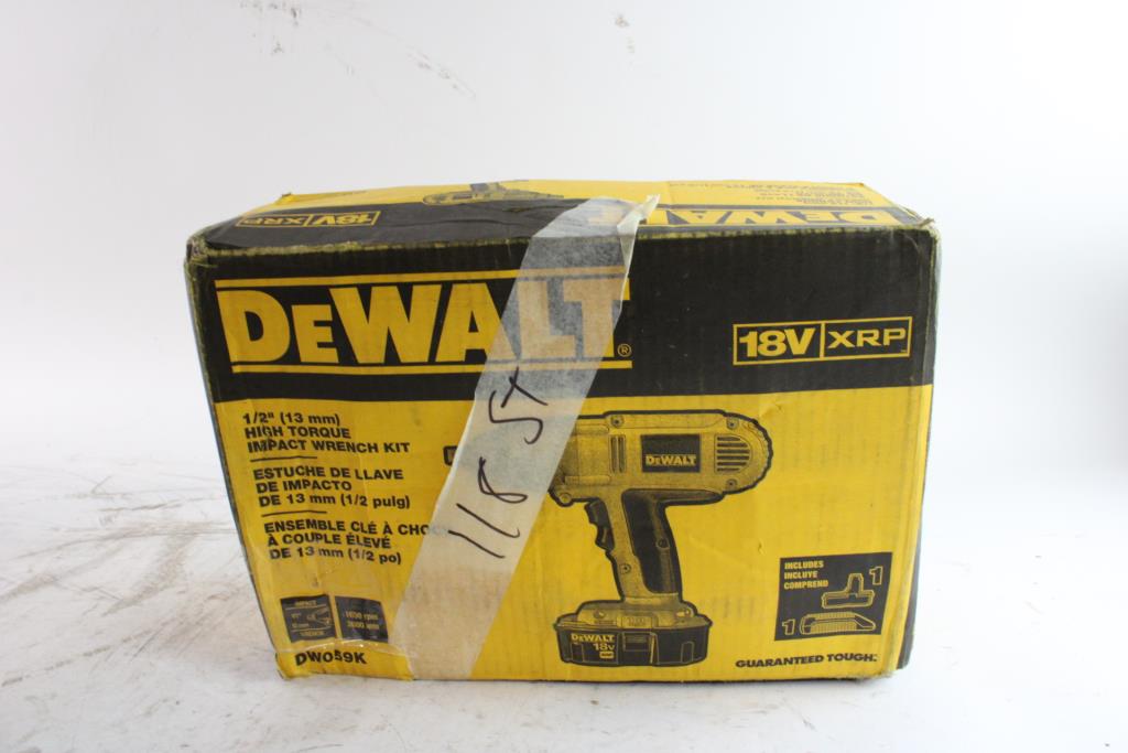 DeWalt 1/2" High Torque Impact Wrench Kit Property Room