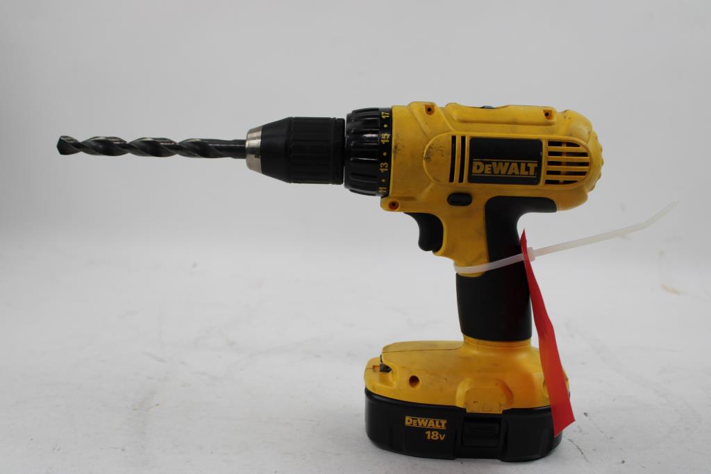 Dewalt 1/2" VSR Cordless Drill/Driver