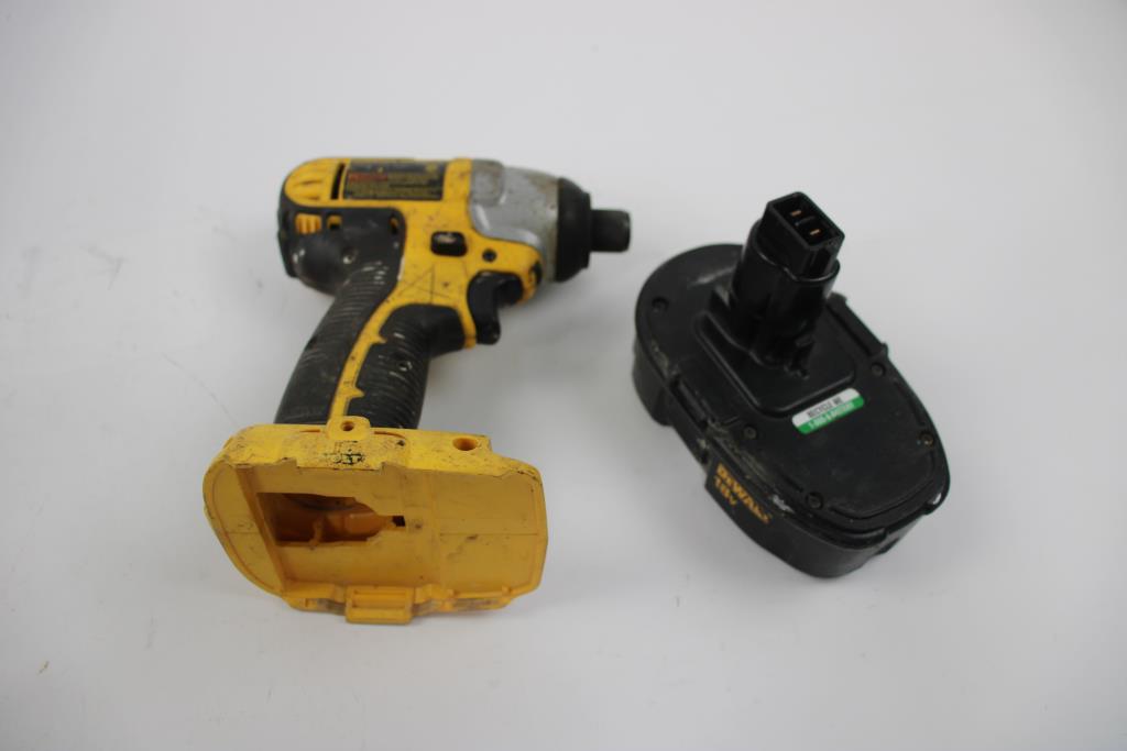 Dewalt 1/4" Cordless Impact Driver, 1/2" Cordless Drill Driver, And Flashlight, 3 Pieces