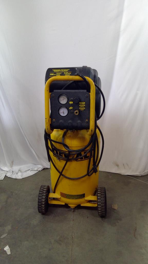 Dewalt 15 Gal Air Compressor Property Room