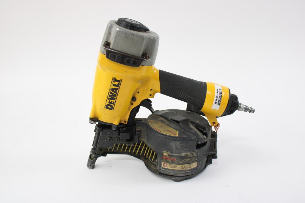 Dewalt 15Degree Coil Siding Nailer Property Room