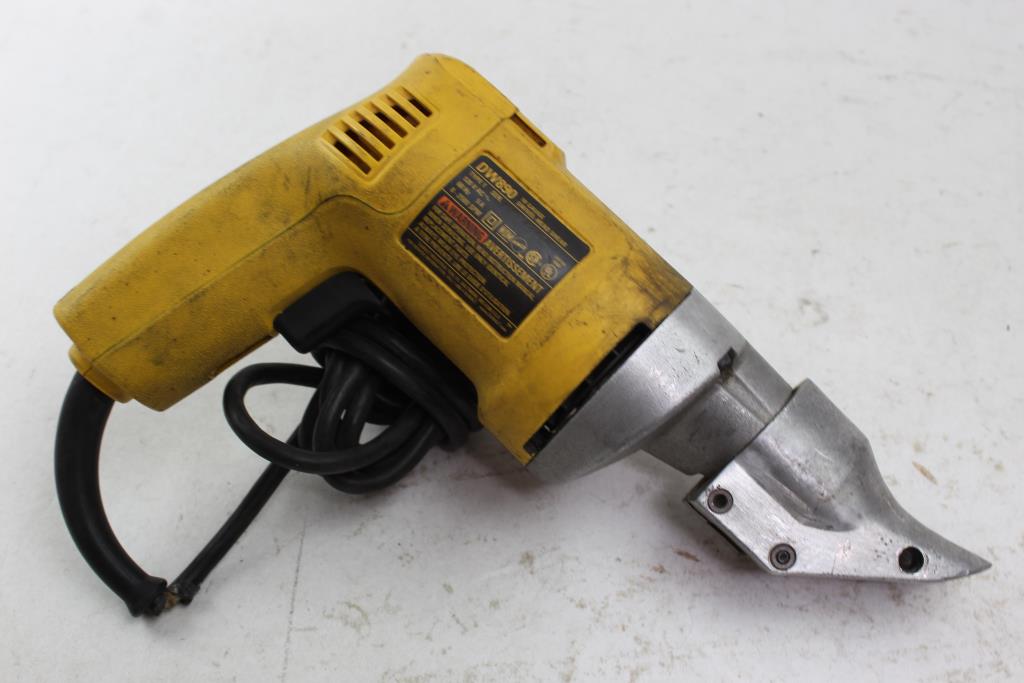 Dewalt 18 GA SwivelHead Shear Property Room