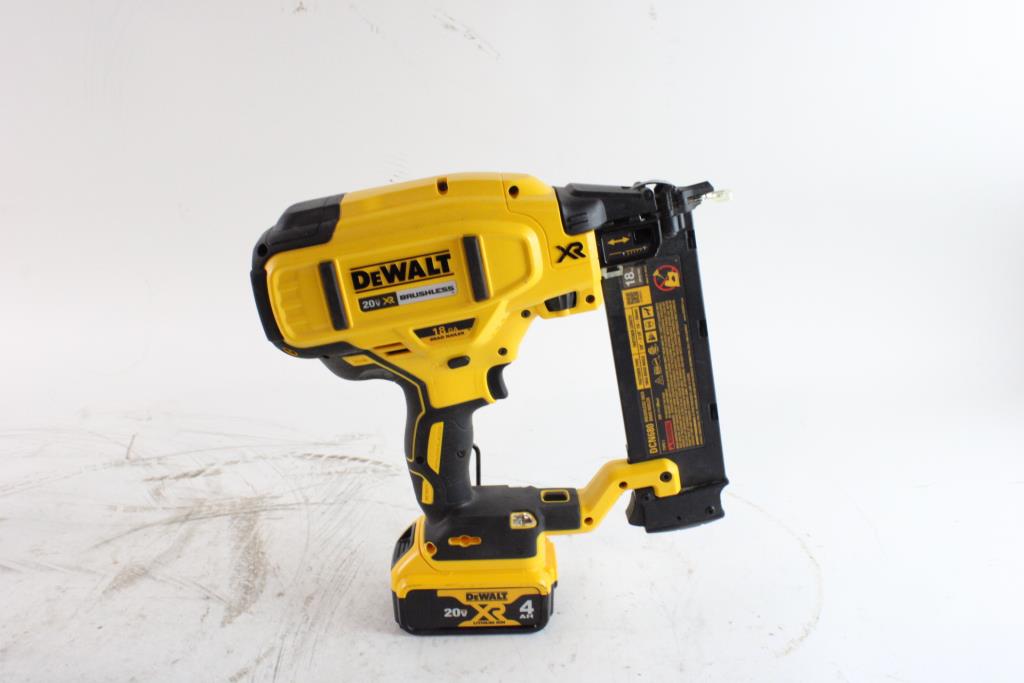 DeWalt 187 Ga Brad Nailer Property Room