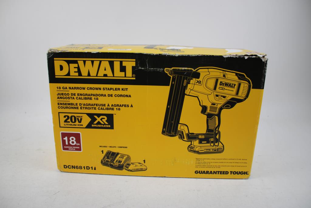 DeWalt 18-Gauge Narrow Crown Stapler Kit