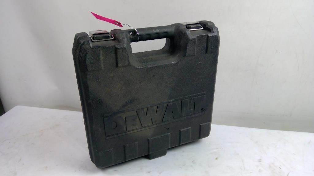 DeWalt 18-Gauge Pneumatic Brad Nailer