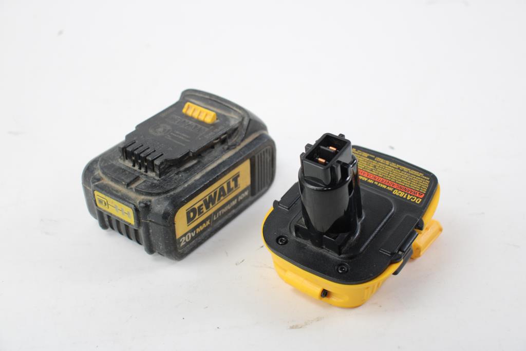 thumbnail image 2 of DeWalt 20V Battery Dust Cover (4 Pack) – NMS 3D Prints – Li-Ion 2 of 4