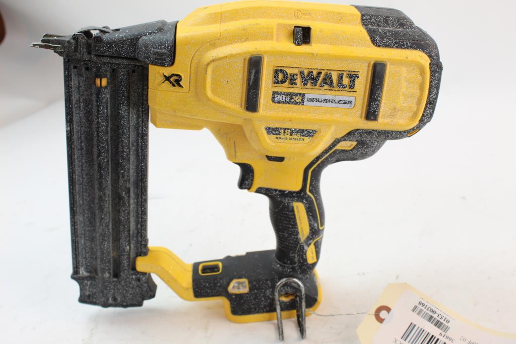 Dewalt 20v Brushless 18GA Brad Nailer Property Room