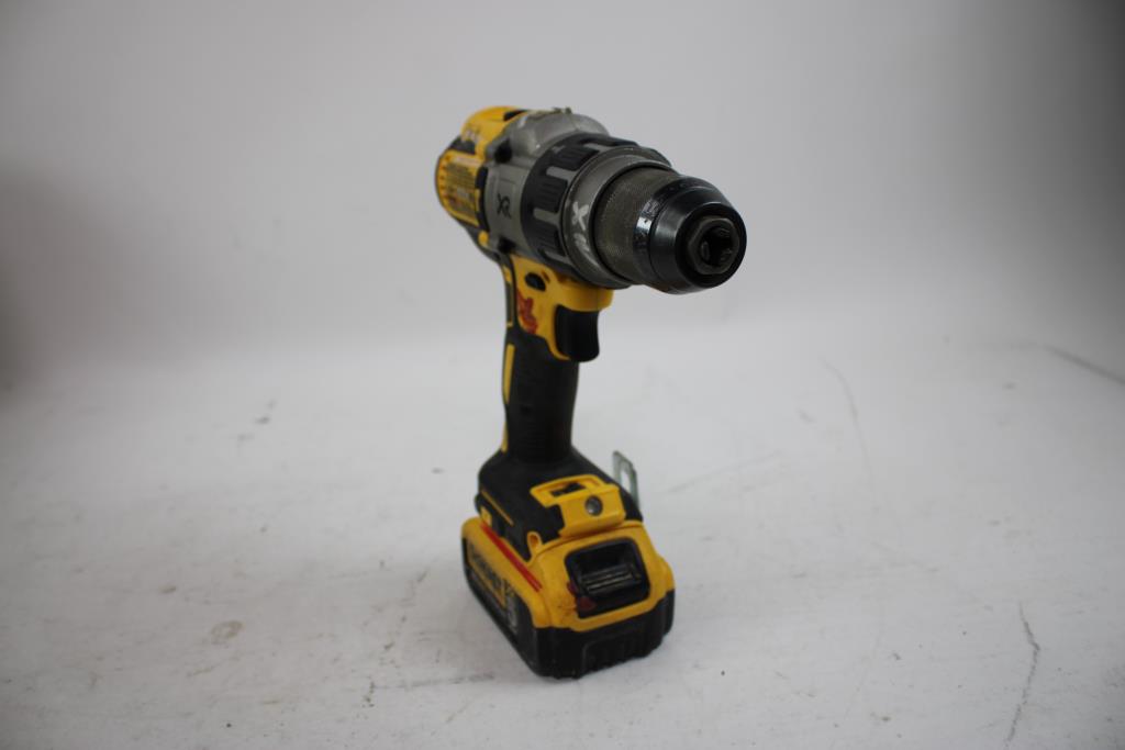 Dewalt 20V MAX XR Cordless 1/2" Hammer Drill/Driver