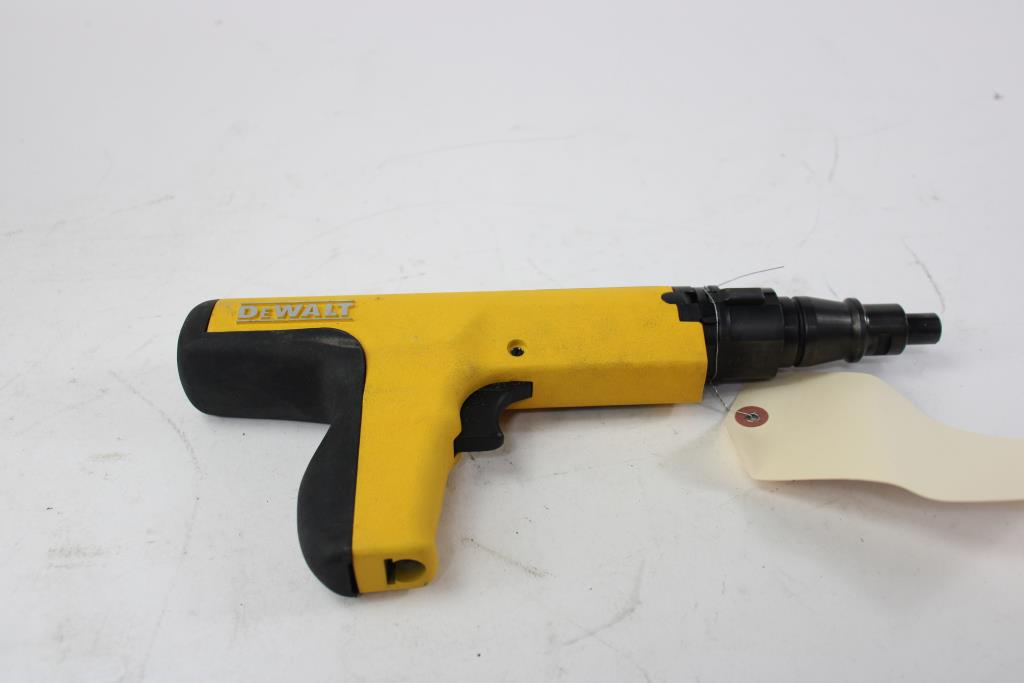 Dewalt .27 Caliber Semi Automatic Powder Acuated Fastening Tool