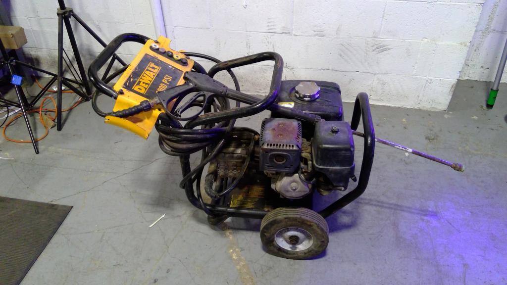 Dewalt 3800 PSI Pressure Washer