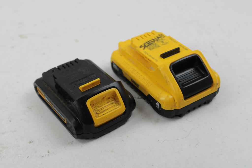 Dewalt 4.0Ah, 1.5Ah Batteries, 2 Pieces
