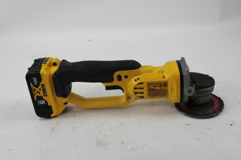 Dewalt 4-1/2"/5" Grinder