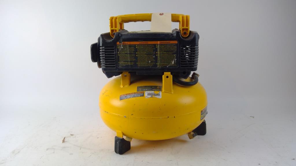 DeWalt 6 GAL. Compressor, DWFP55126 Property Room