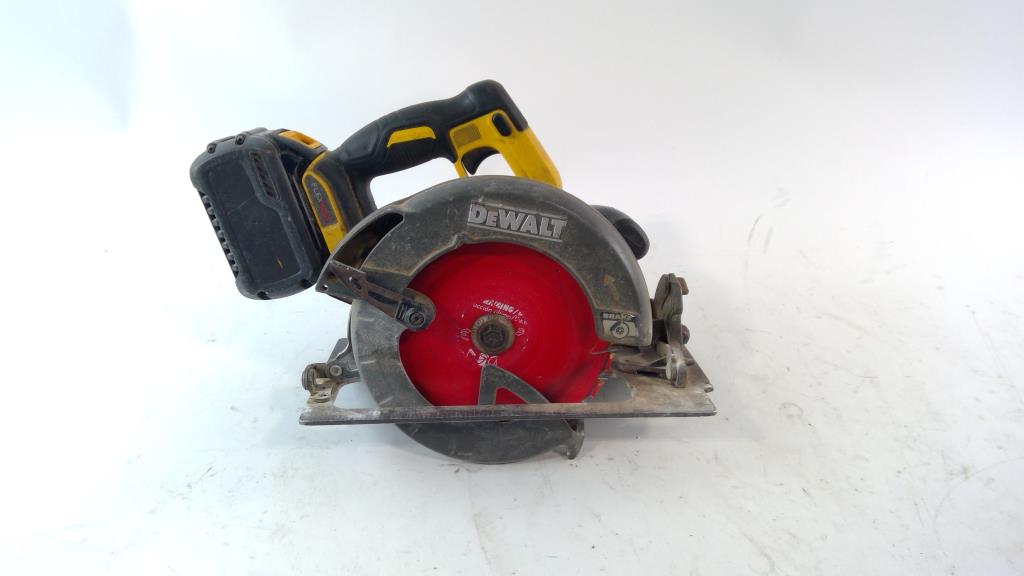 DeWalt 7-1/4'' Circular Saw | Property Room