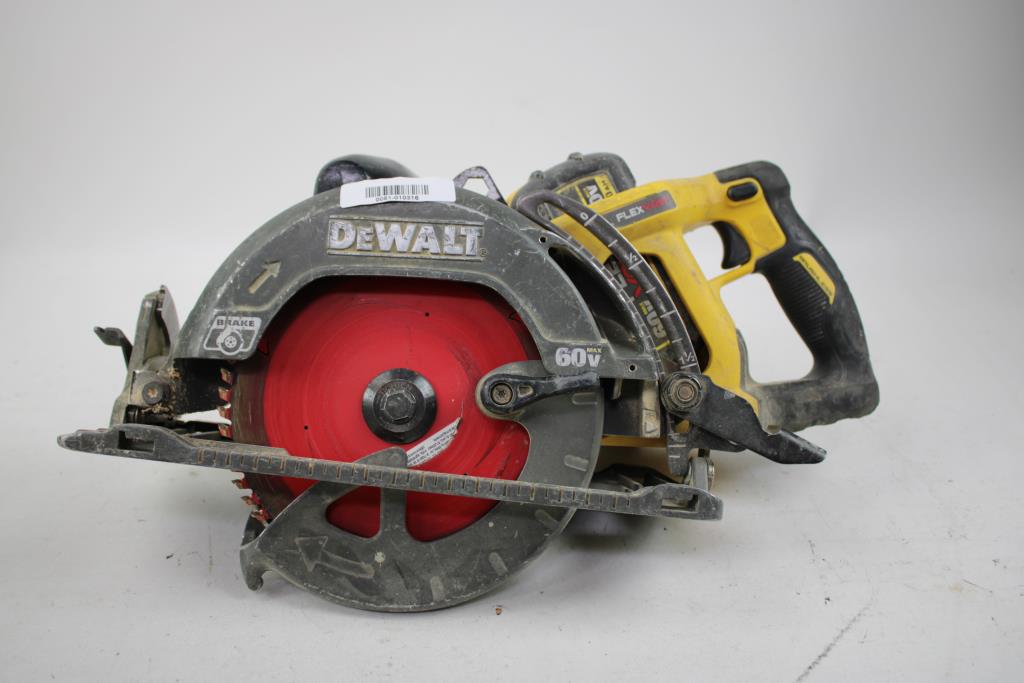 Dewalt 7-1/4" Worm Drive Style Saw