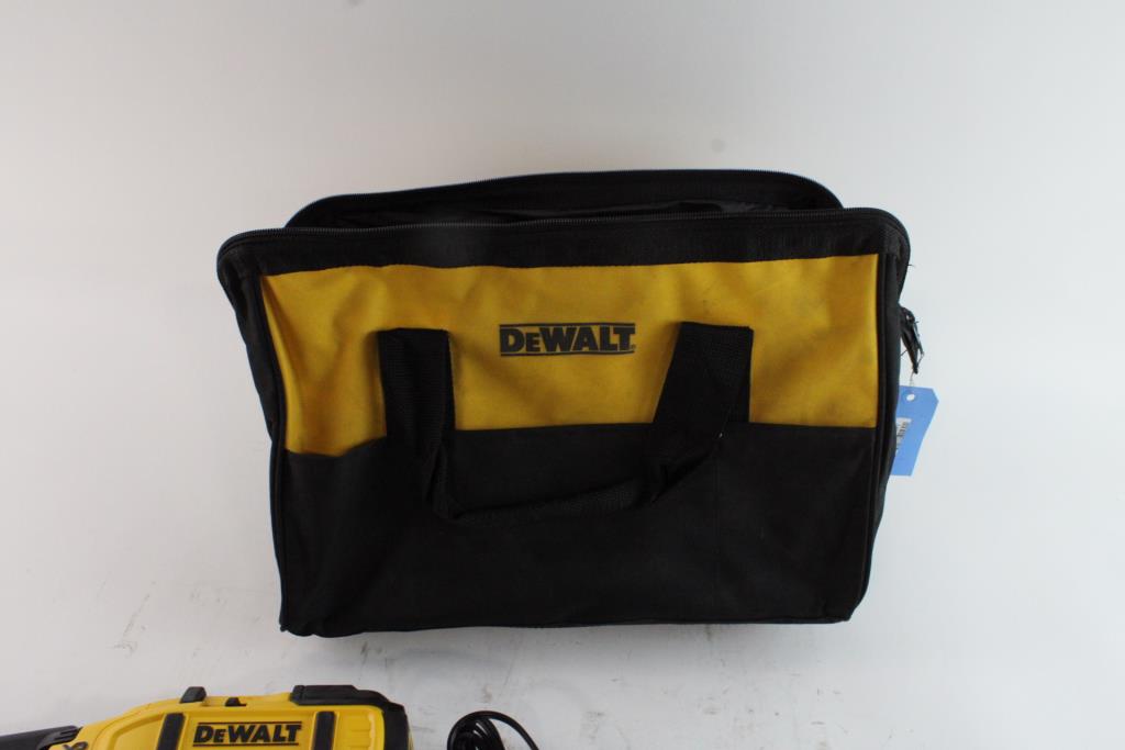 DeWalt Brushless 15 Gauge Finish Nailer Property Room