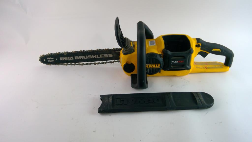 DeWalt Chainsaw, 18" Bar Property Room