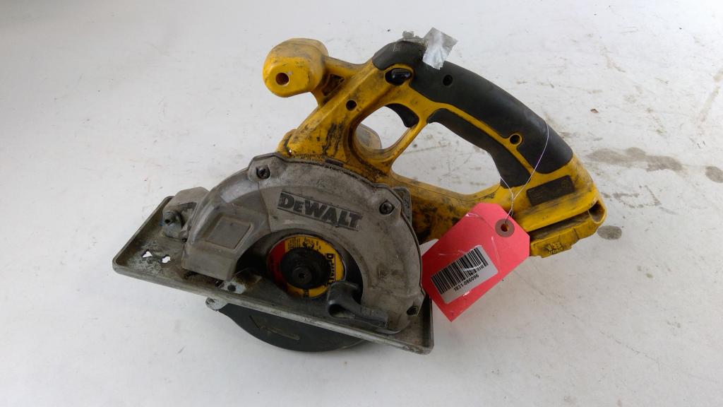 Dewalt Circular Saw
